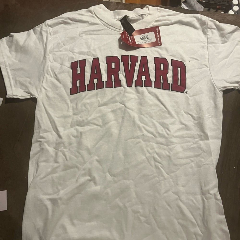Gildan White and Red Harvard Men's T-Shirt